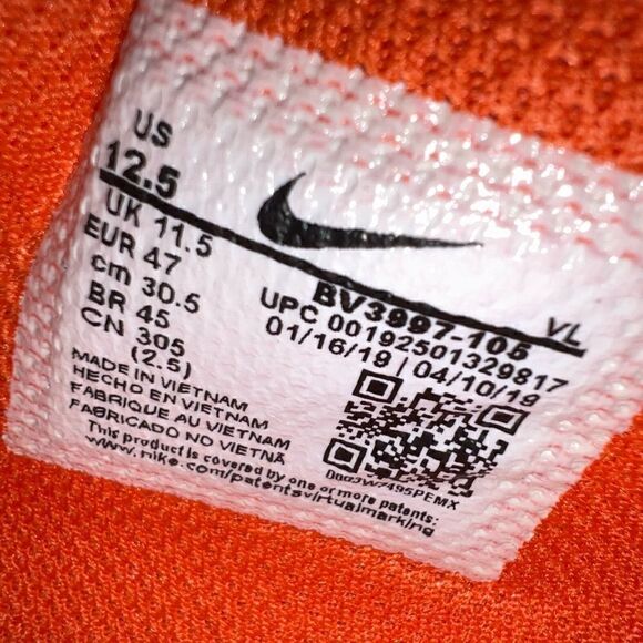 Nike Alpha Menace Turf Low Football Shoes - Picture 9 of 9